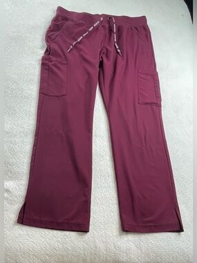 Women's Wide-Leg Cargo Scrub Pants in Burgundy~ Size Large ~ Healthcare